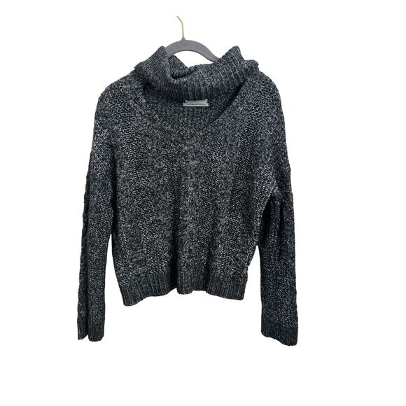 Urban Outfitters Sweaters - Urban Outfitters Knit Turtle Neck Sweater